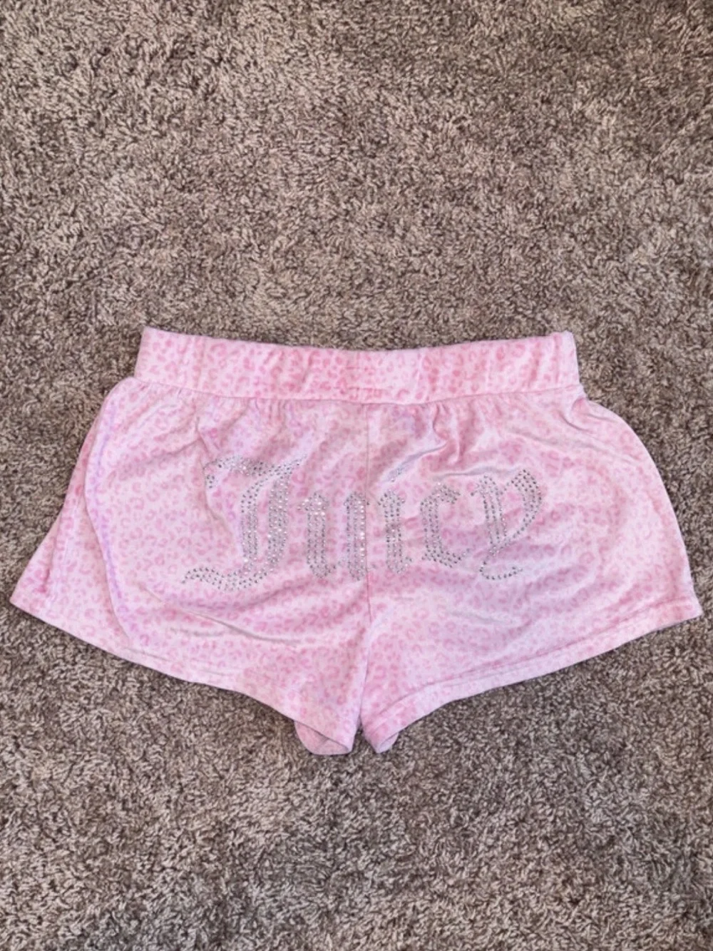 Juicy Couture Pink Leopard Velour Shorts Set | S